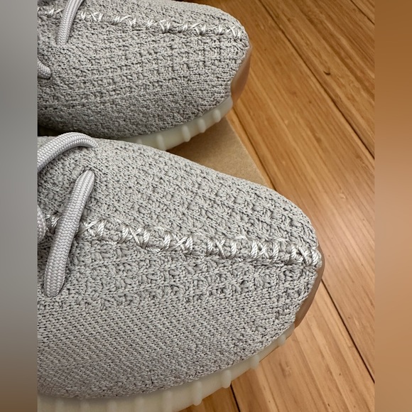 adidas gazelle silver green womens Adidas Yeezy Boost 350 V2 Sesame